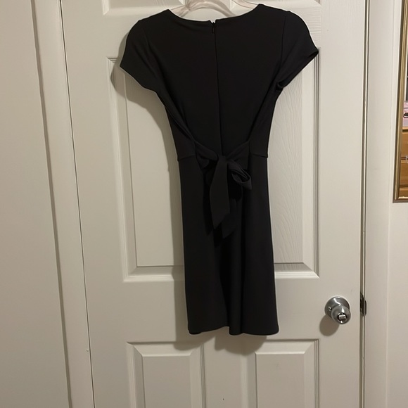 🎀EUC Loft dress size 4p 227 - Picture 3 of 5